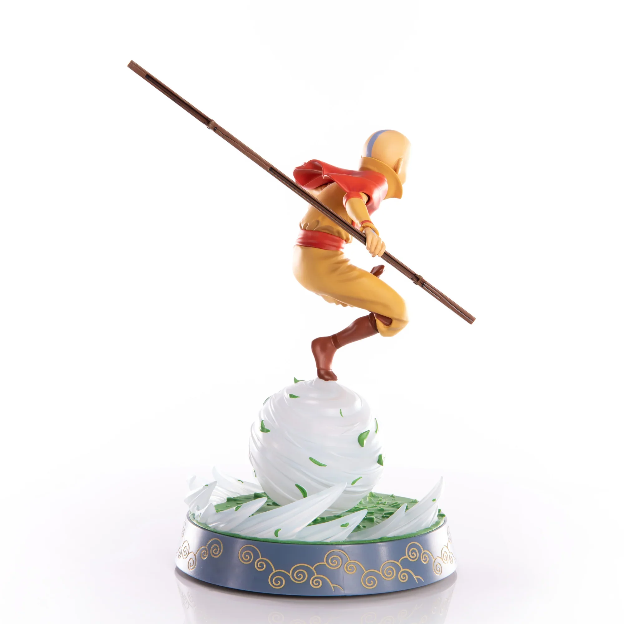 Aang 11" Statue Standard Edition - Image 3