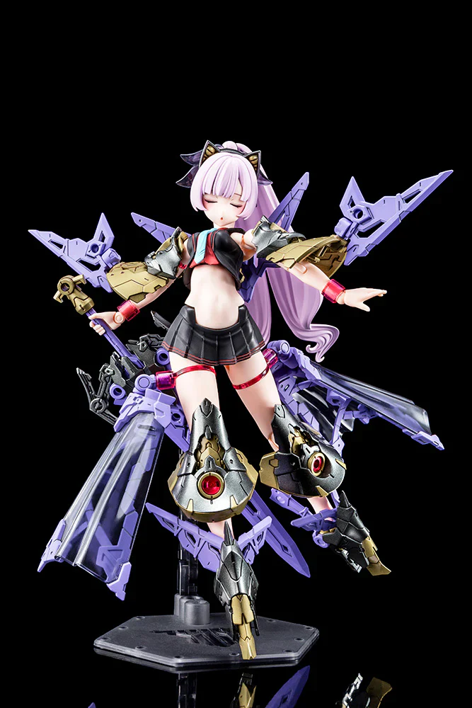 Megami Device - Buster Doll Paladin Darkness Claw Model Kit - Image 3